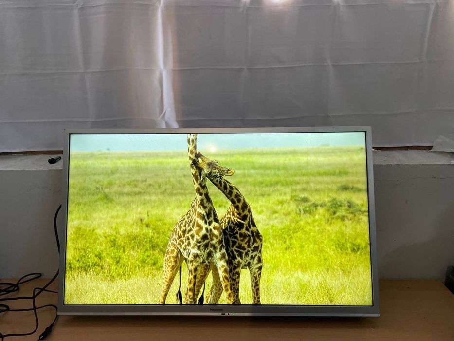 Телевізор Panasonic TX-L42B6ES, 42” Full HD (Без Smart TV)