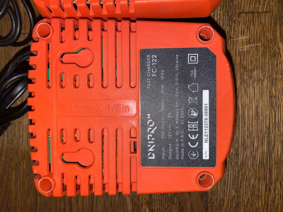 Зарядний пристрій  Dnipro-M FC-122