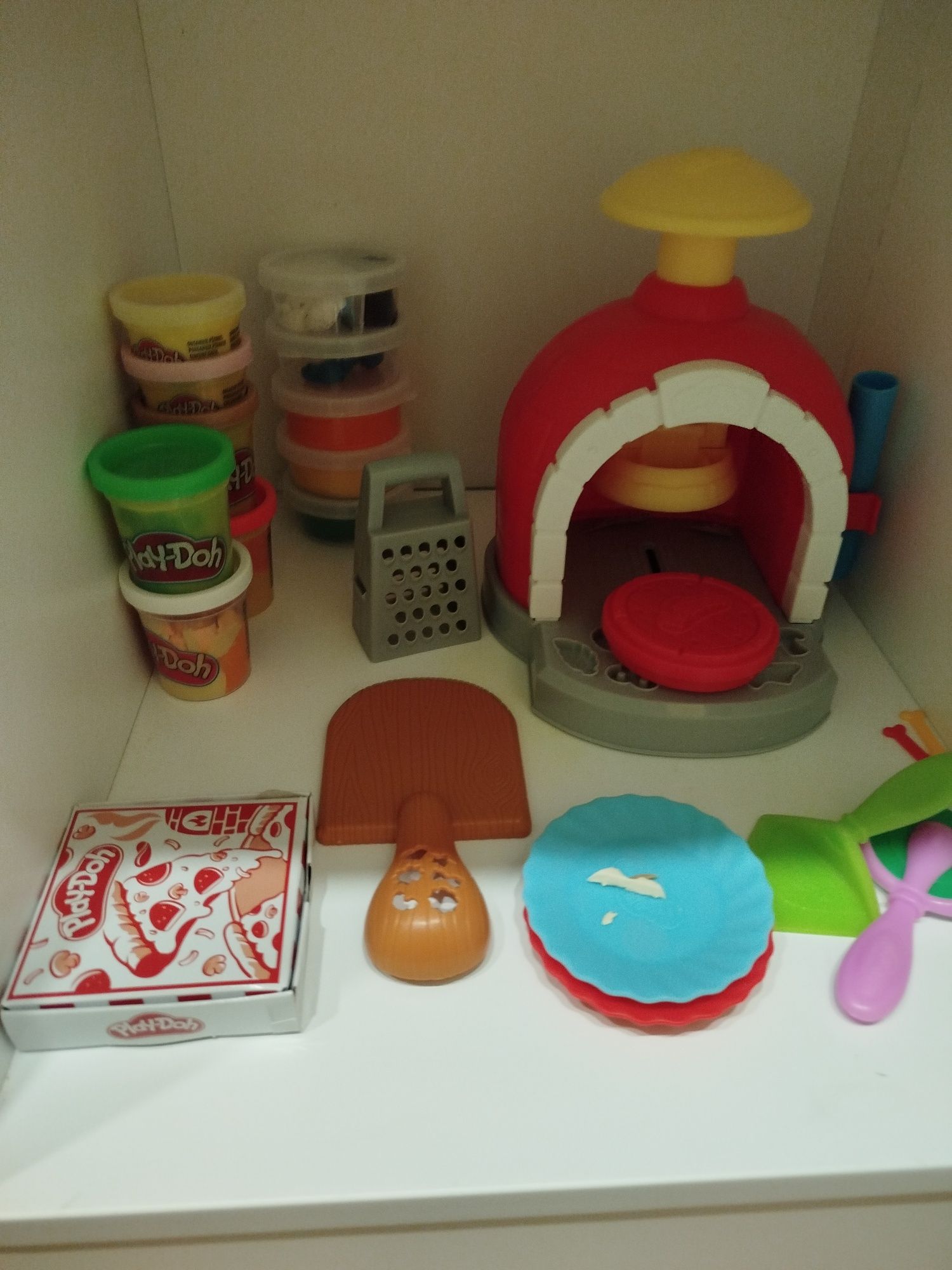 Brinquedos - Pizzaria e Mala do Doutor