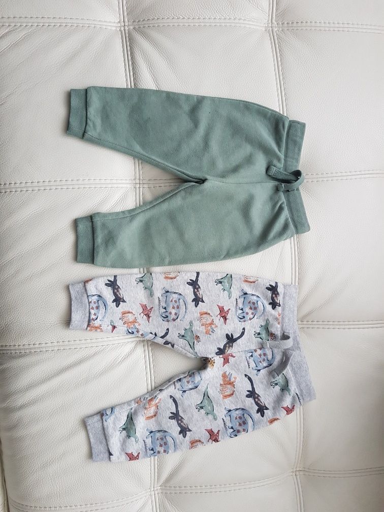 Spodnie dresy dla chłopca dinozaury 74/80 spodnie dresowe komplet zest