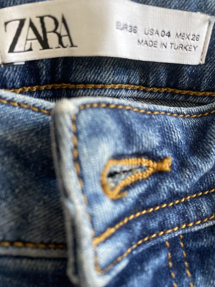 Джинси кльош Zara
