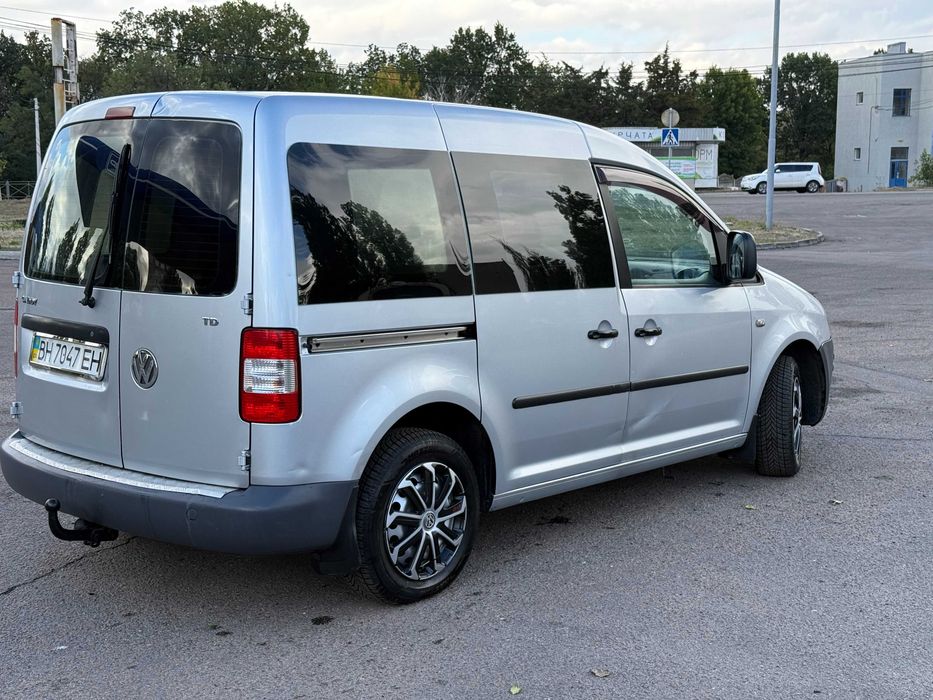 Продам VOLKSWAGEN Caddy пас 2004 1.9d механiка