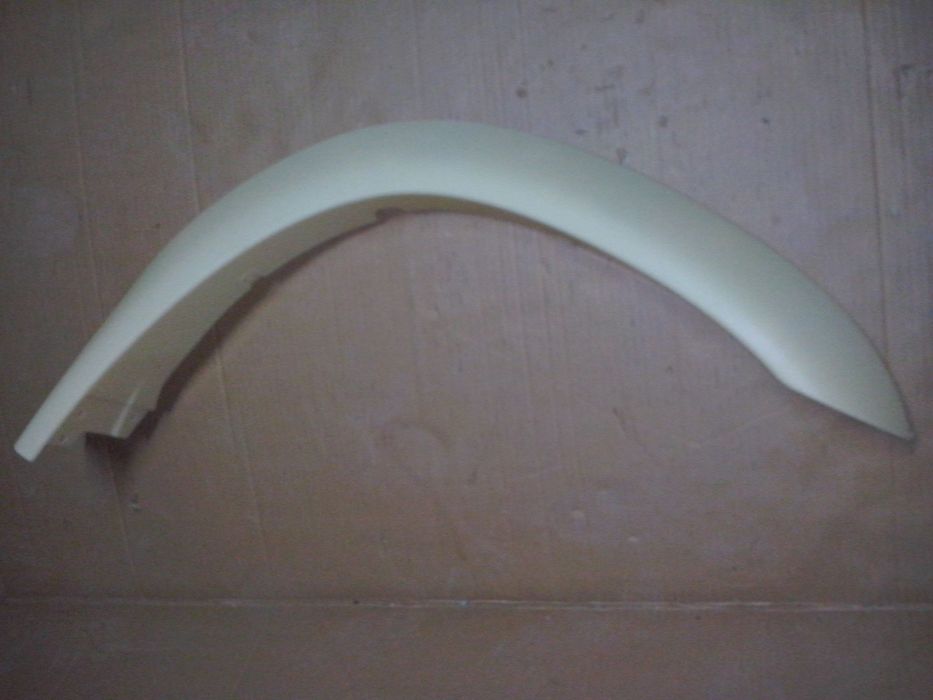 Aba do guarda lamas frente dir. e esq. Mitsubishi L200 K74 NOVAS