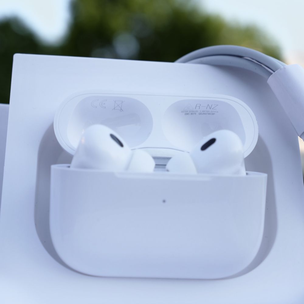 AirPods Pro 2 + Darmowe etui