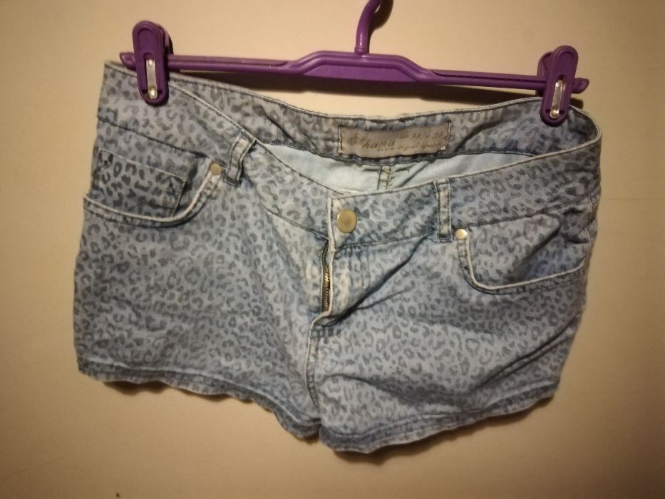 Calções tamanho 34 - 44 oferta de portes de envio
