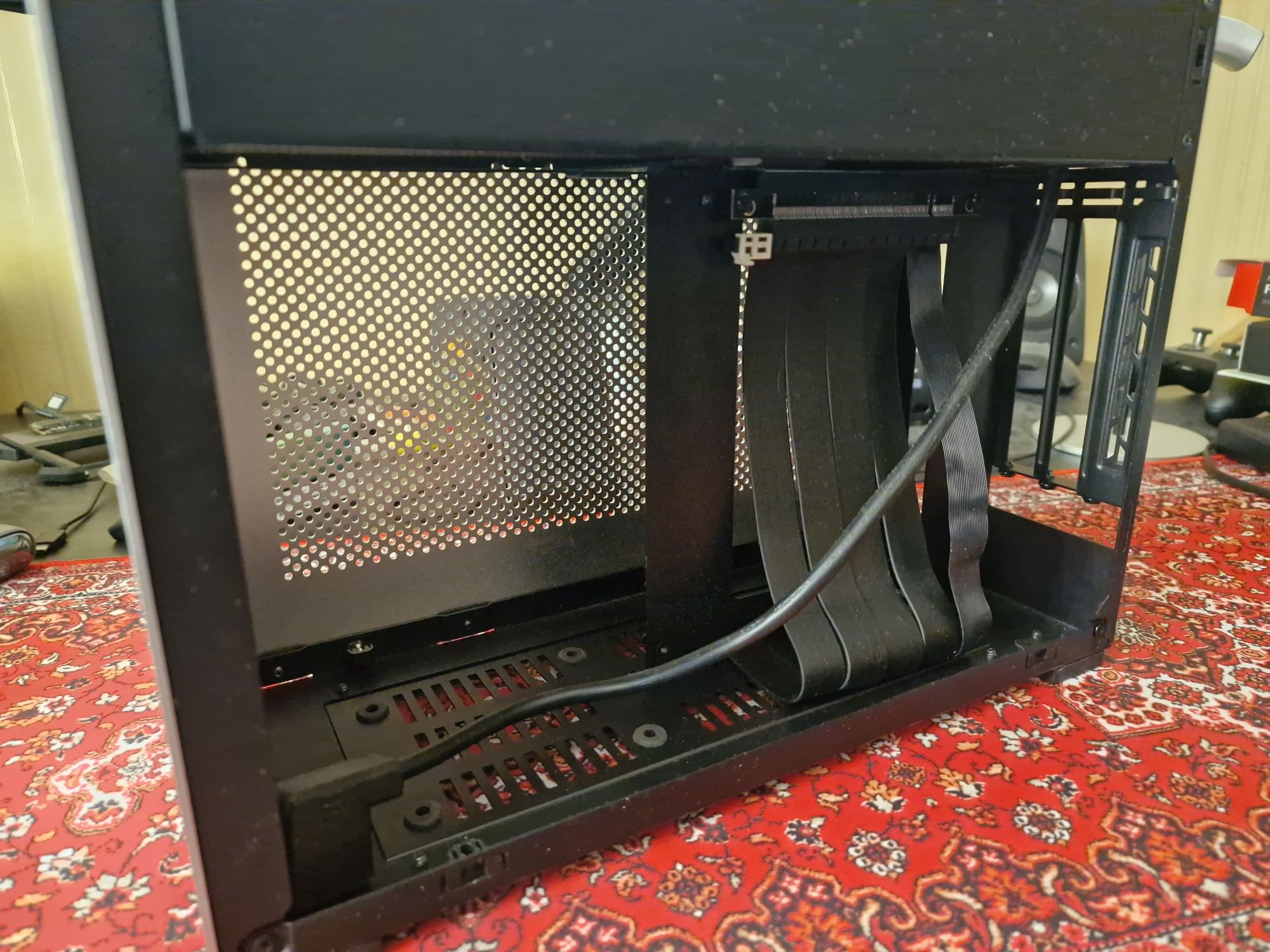 Корпус SFF ITX Lian li/dan a4h2o сірий