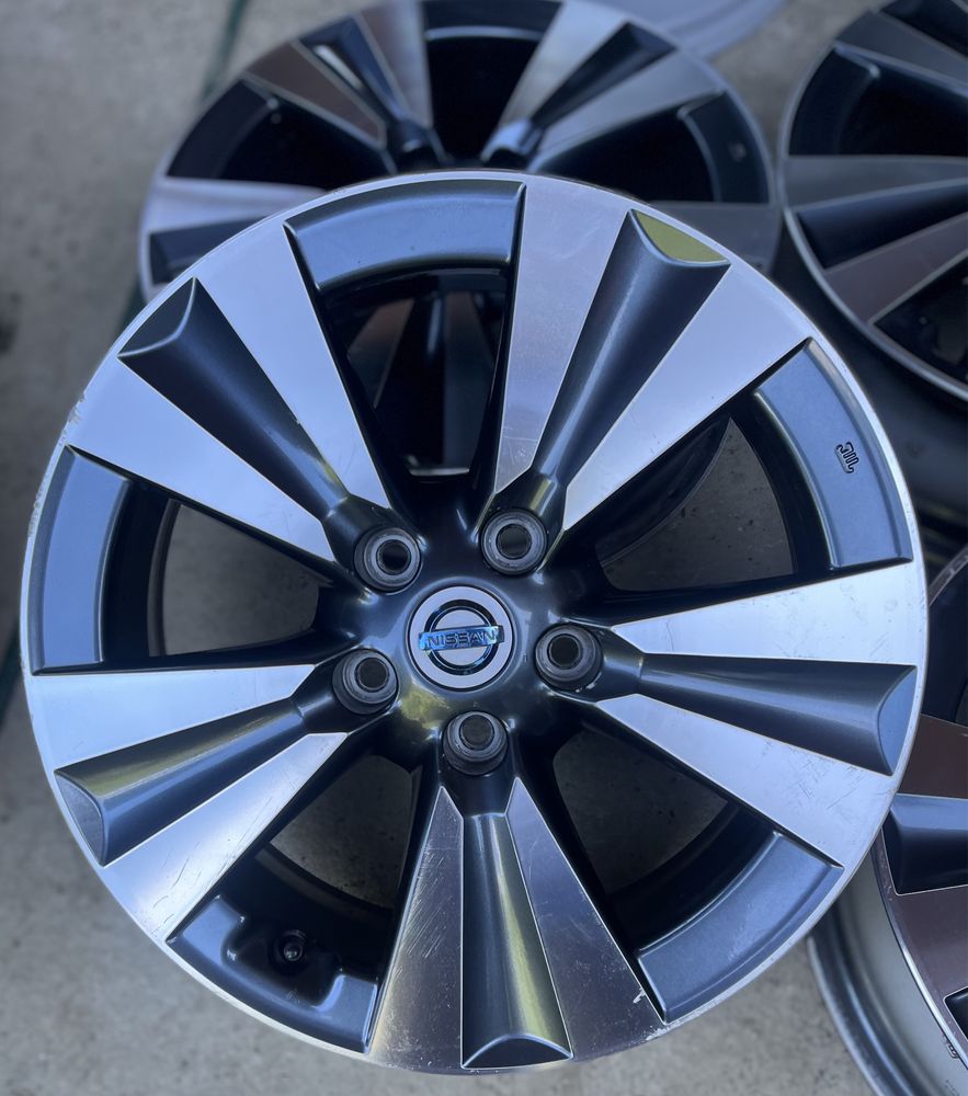 Диски Nissan Leaf Rogue R 17 5 114,3 Qashqai