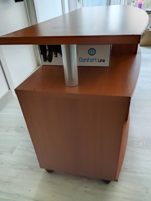 Mesa de tv e som