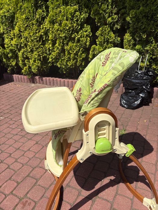 Fotelik do karmienia Fisher Price