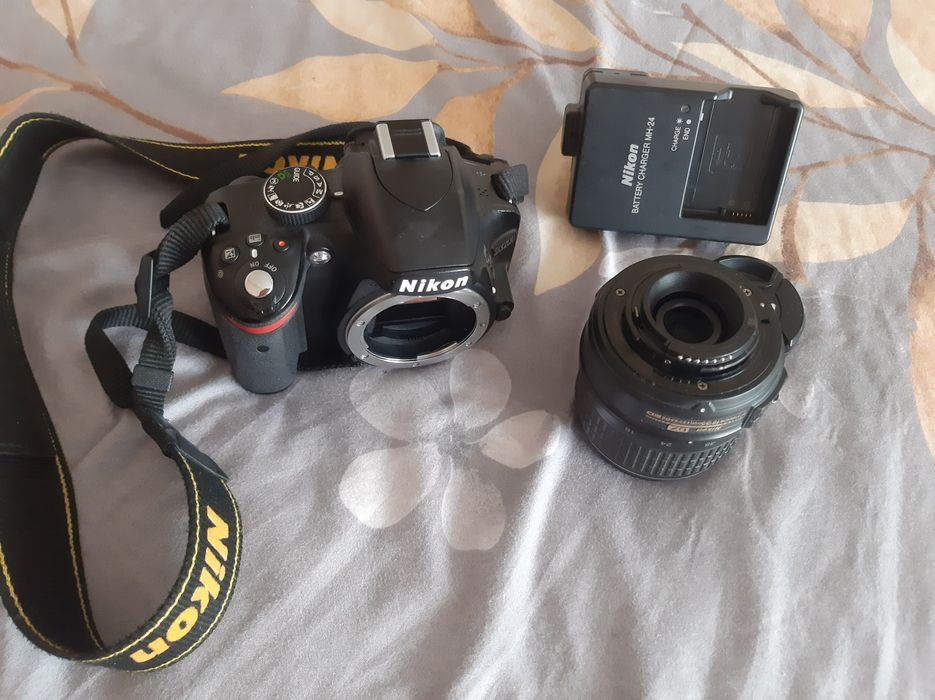 Фотоапарат NIKON D3200