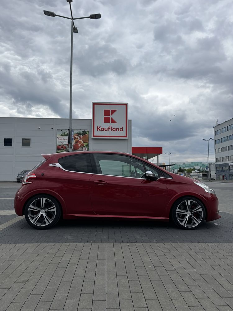 Peugeot 208 1.6 GTI