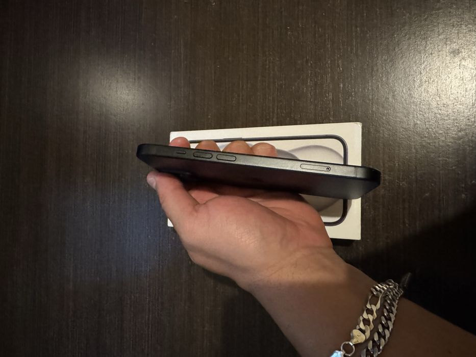 Iphone 15 novo. Mostro em Viana do castelo