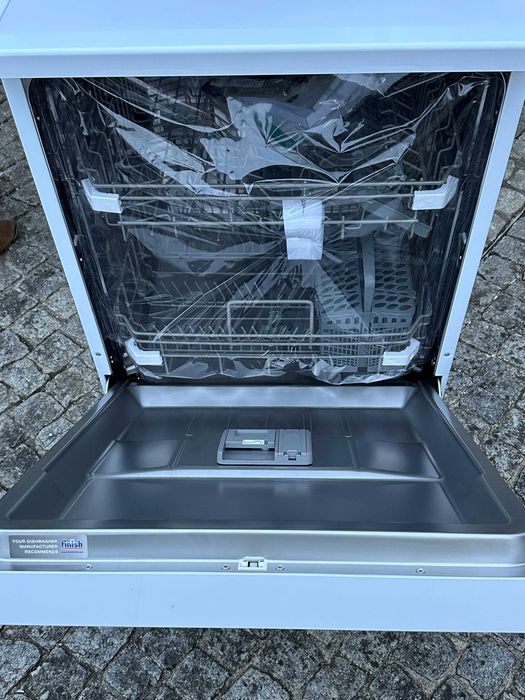 Máquina Lavar Loiça Hisense