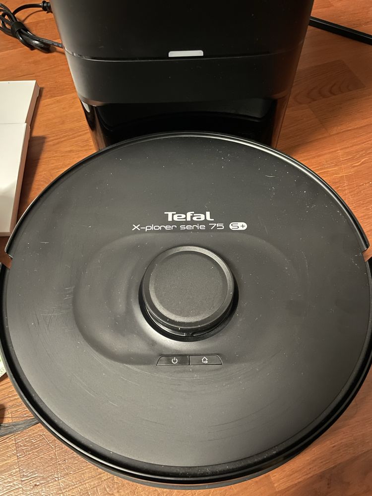 Robot sprzatajaco mopujący Tefal Xplorer 75S+