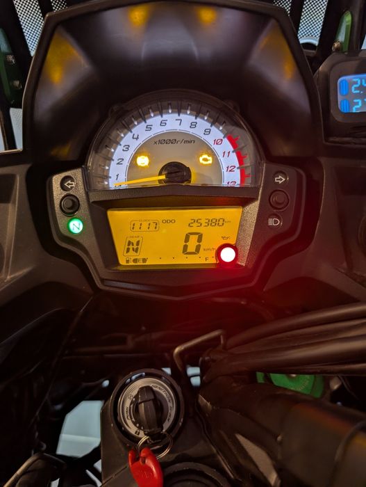 Kawasaki Versys 650 c/ booster plug