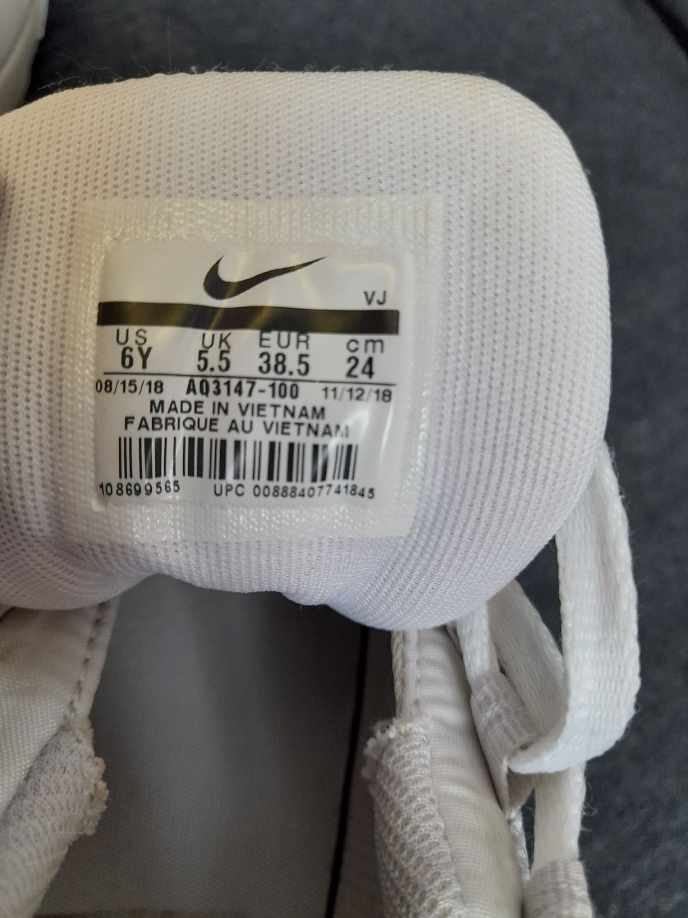 Оригинал Nike Air Max 95 женские белые кроссовки 38,5/ 24 см