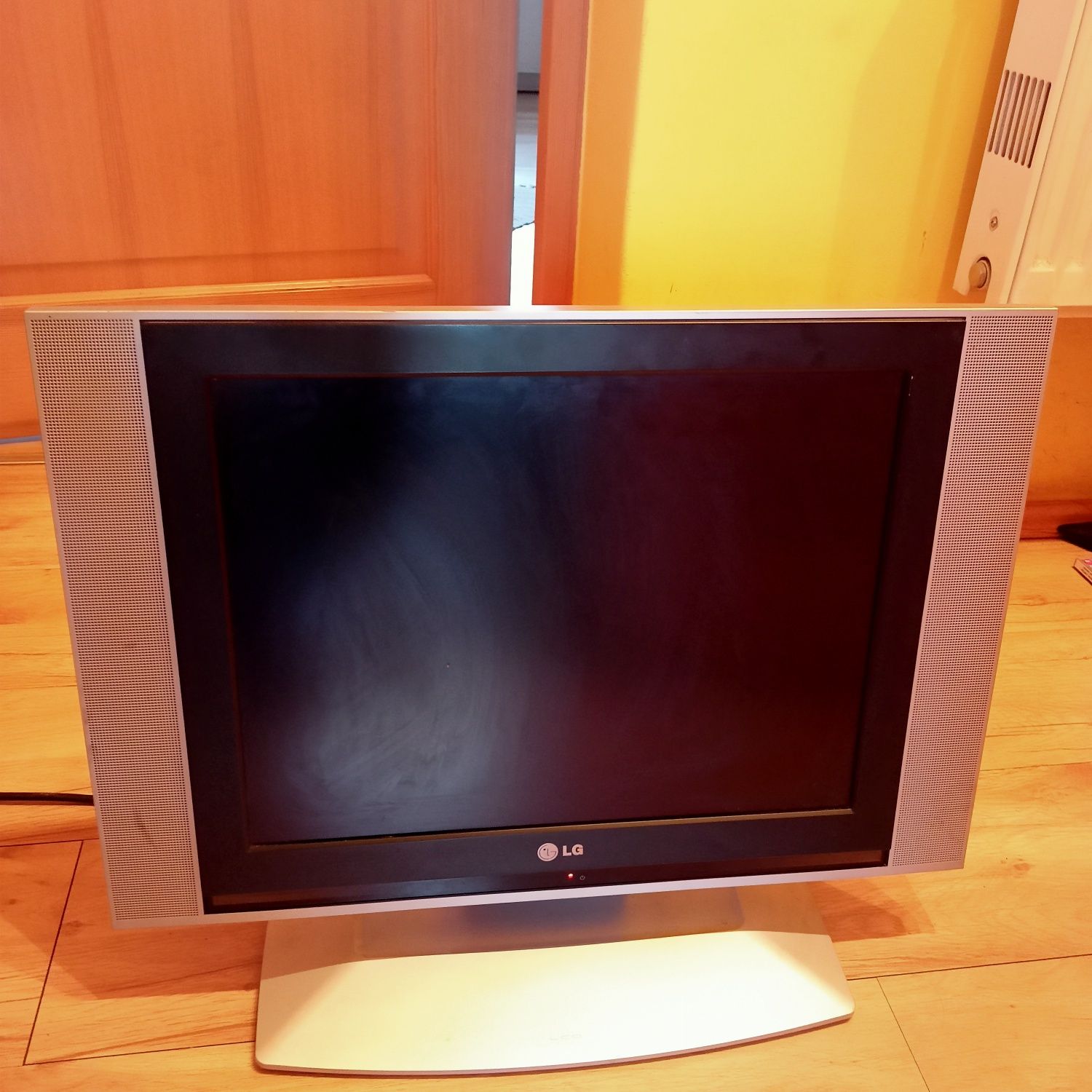 Telewizor LG RZ-20LZ50