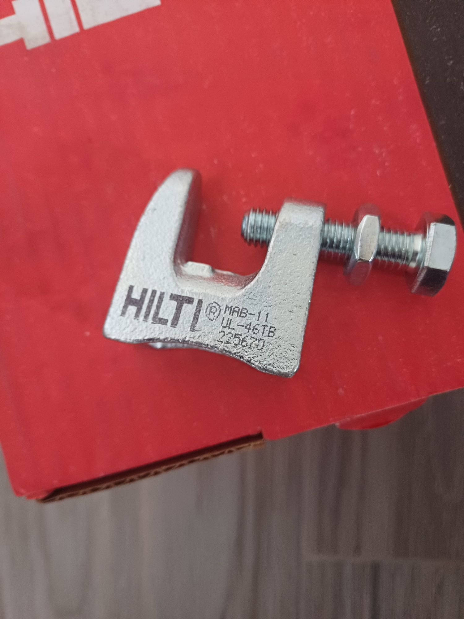 Grampos de fixação