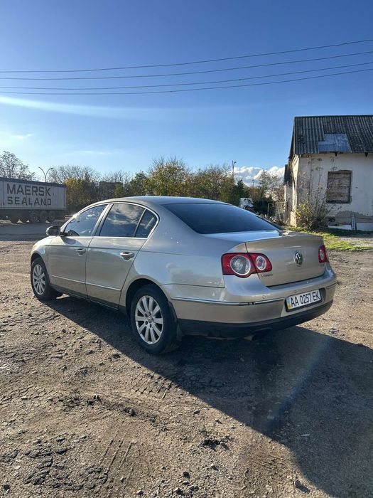 Volkswagen Passat  б6  на Автоматі