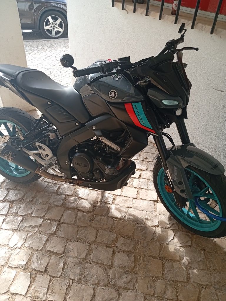Mota Yamaha MT 125