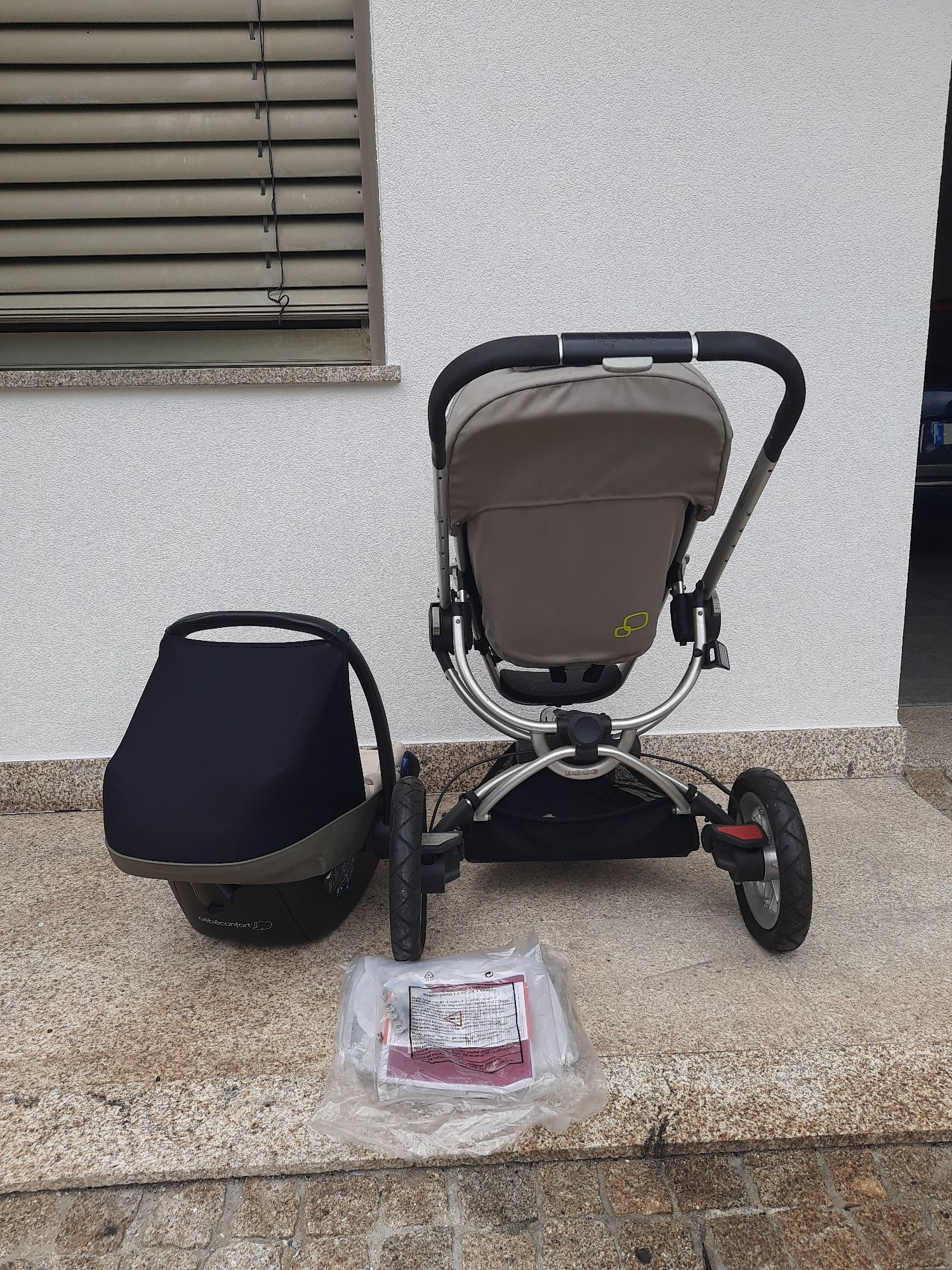 Carrinho bebé e babycoque Quinny