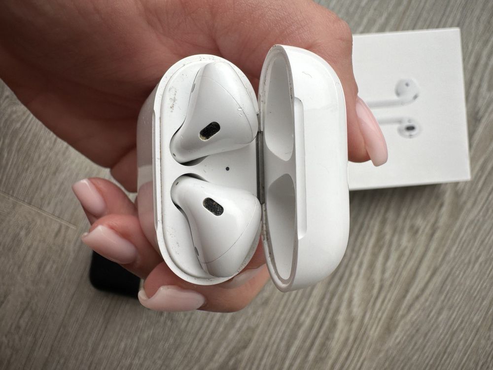 Наушники. Airpods 2