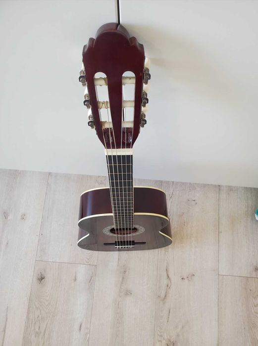 классическая гитара бордовая темно красная нейлон струны 4/4