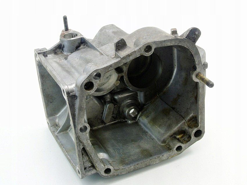 Obudowa Dekiel Skrzyni Biegów Fso Polonez 357438 Ak132