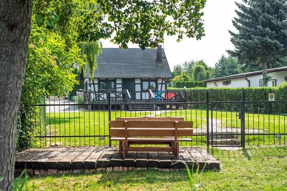 DOM z linią brzegową jeziora Agroturystyka Kominek Wypoczynek Poznań