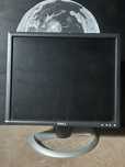 Monitor dell  w pelni sprawny