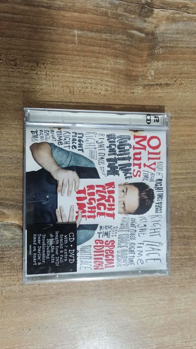 Фірмовий диск Olly Murs