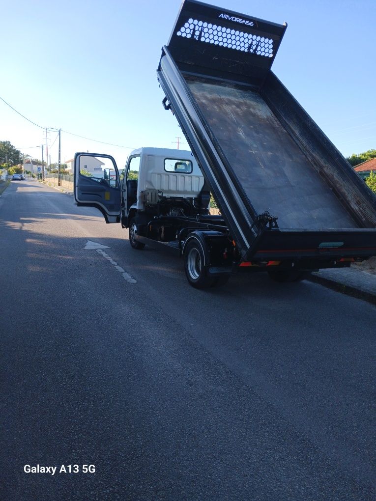 Limpeza de de terreno recolha de entulho  em geral