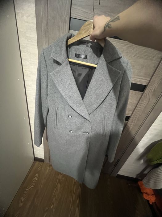 Пальто шерстяне,розмір С