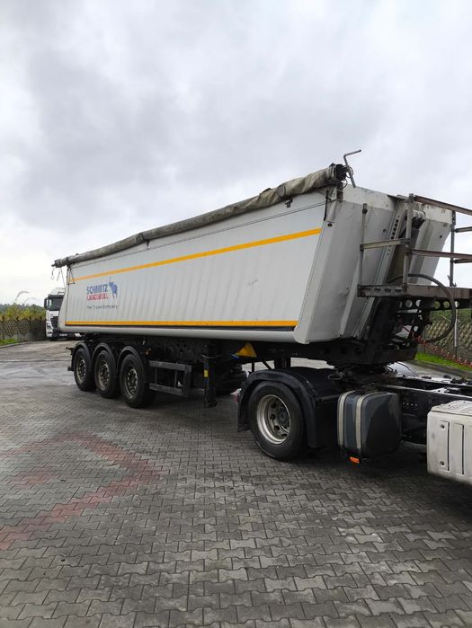 Schmitz Cargobull SKI 24  Schmitz dobry stan