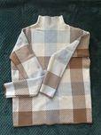 Sweter damski Tahari