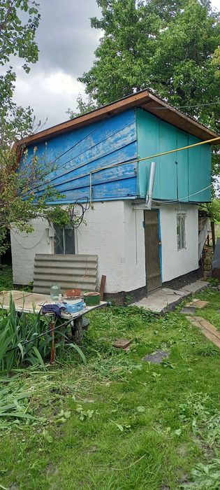 Будинок с.В.Крупіль з земельною ділянкою