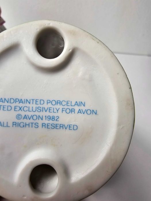 Angielska porcelana figurki Brooks & Bentley "Pani z córkami" 22, 13cm