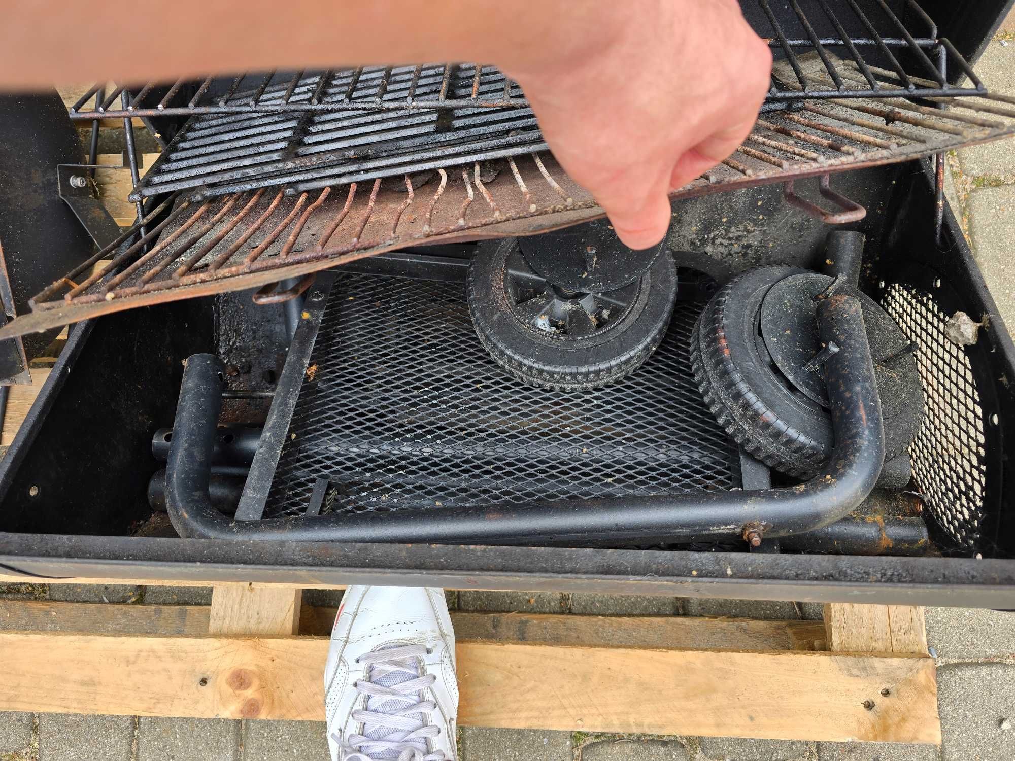 Grill Jamestown Offset Smoker - Wędzarnia - do odświeżenia KOMPLETNY