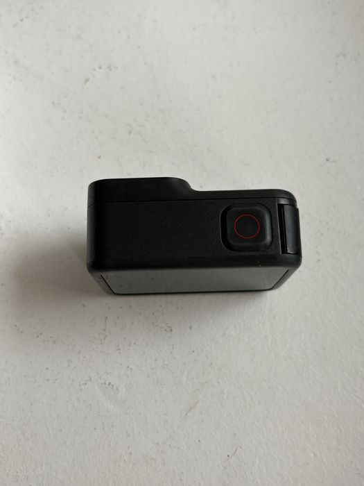 GoPro Hero 8 dwie baterie oryginalne pudełko akcesoria świetny stan