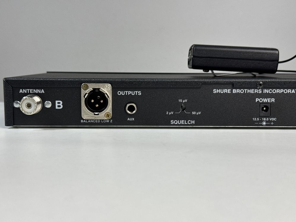 Sistema de microfone sem fio Shure L4