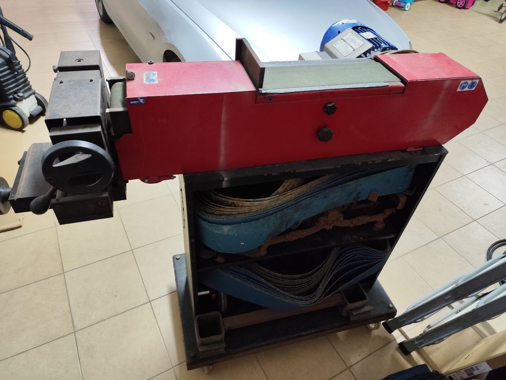 Máquina lixadeira multifunções de abrir bocas de lobo