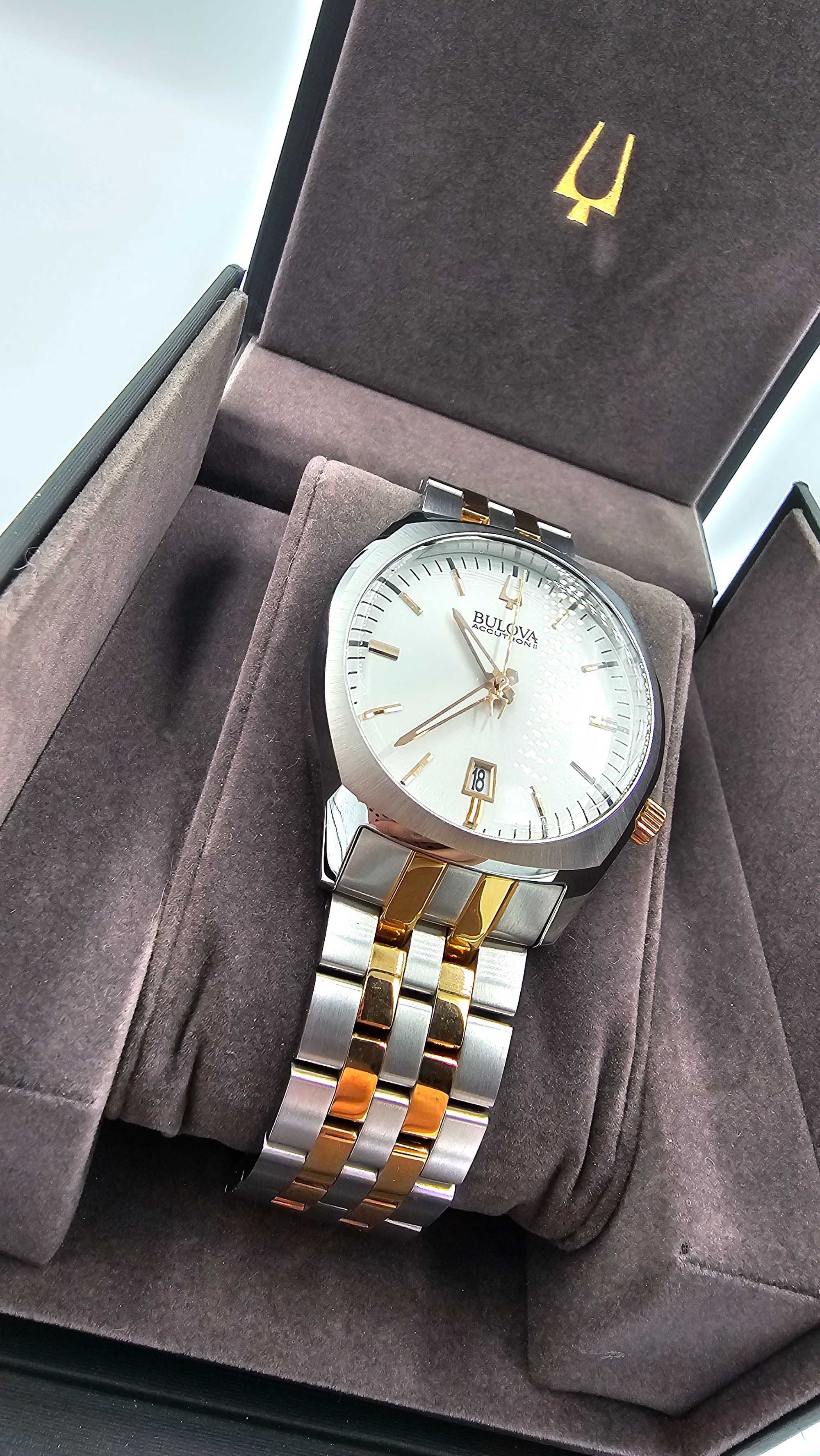 Bulova Accutron II Bikolor Srebrno-Złoty ~Piękny Kształt Koperty~