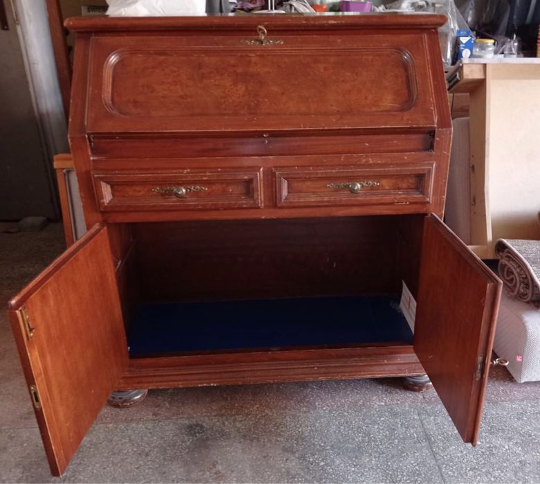 Sekretarzyk drewniany