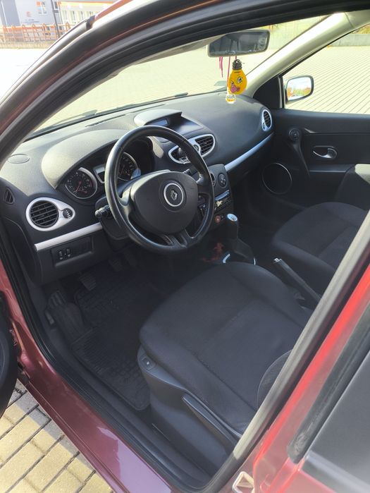 Renault Clio 1.6 Benzyna 110 koni 5 Drzwi Climatronic Alufelgi Zadbany