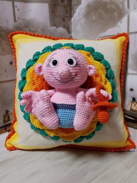 Подушка в'язана 3д