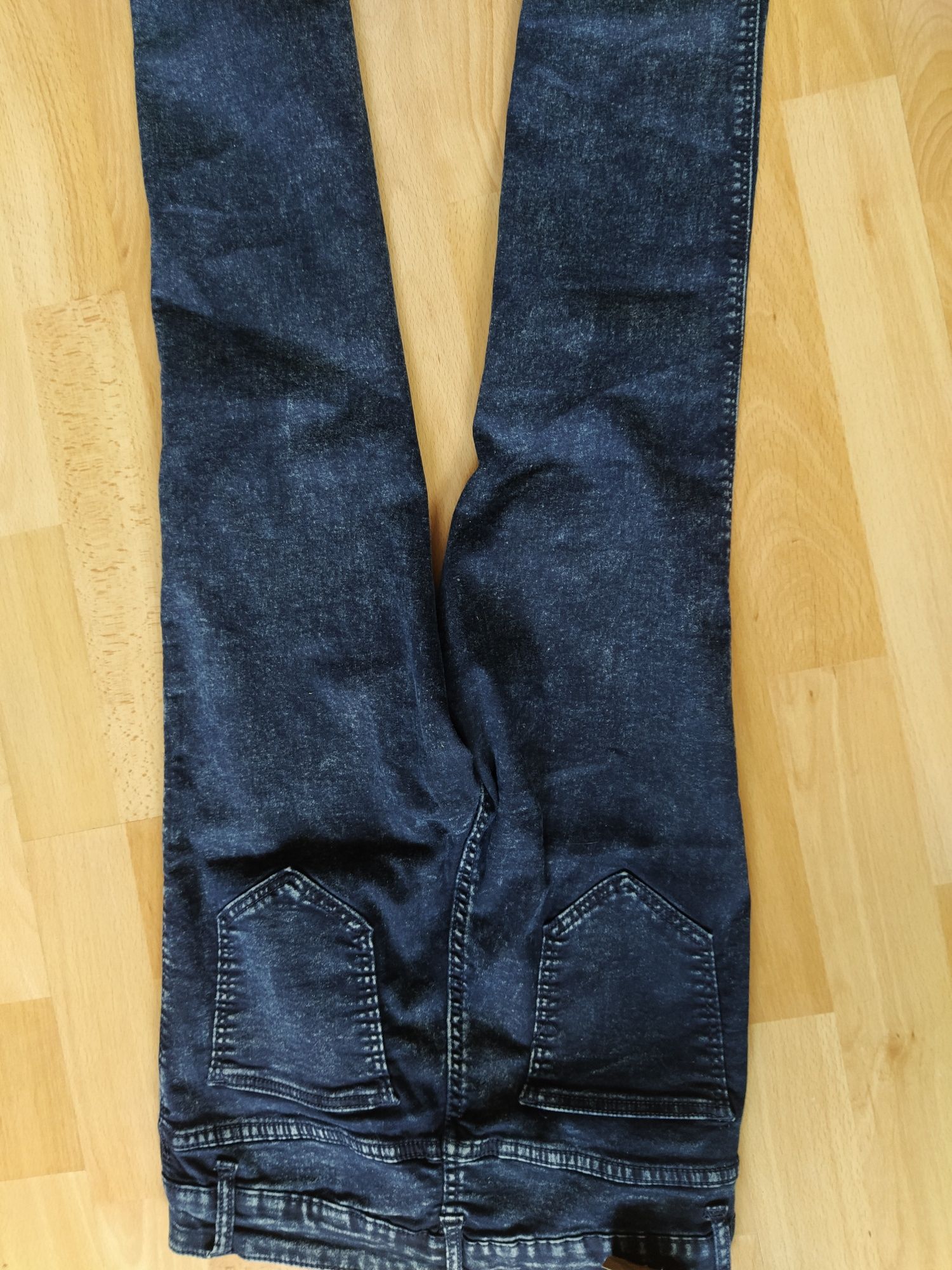 Spodnie jeansowe legginsy Reserved slim