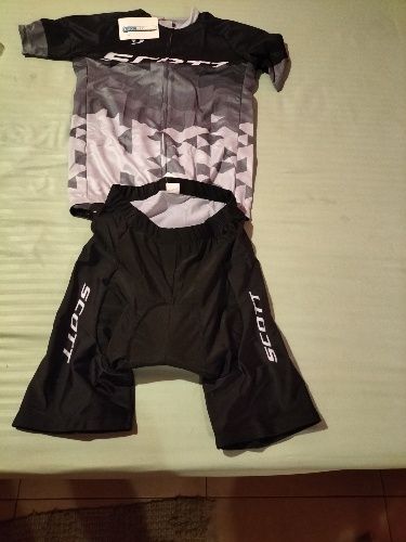 Zestaw rowerowy koszulka + spodenki XL