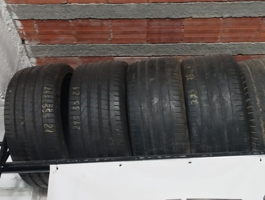 pneus 295/35 r21