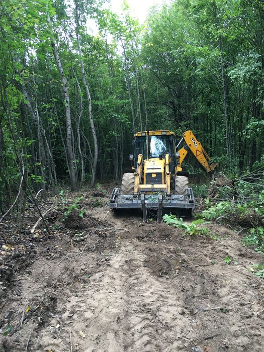 Послуги екскаватора JCB 3CX SUPER