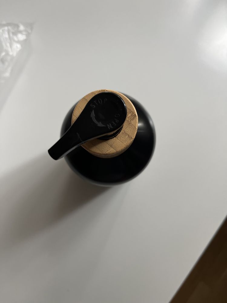 Pojemnik na mydlo, plastik czarny z brązem